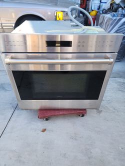 Wolf wall oven e series 30in