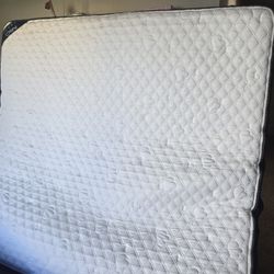 PUFFY KING SIZED MATTRESS 