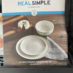 Dinnerware Set For 4