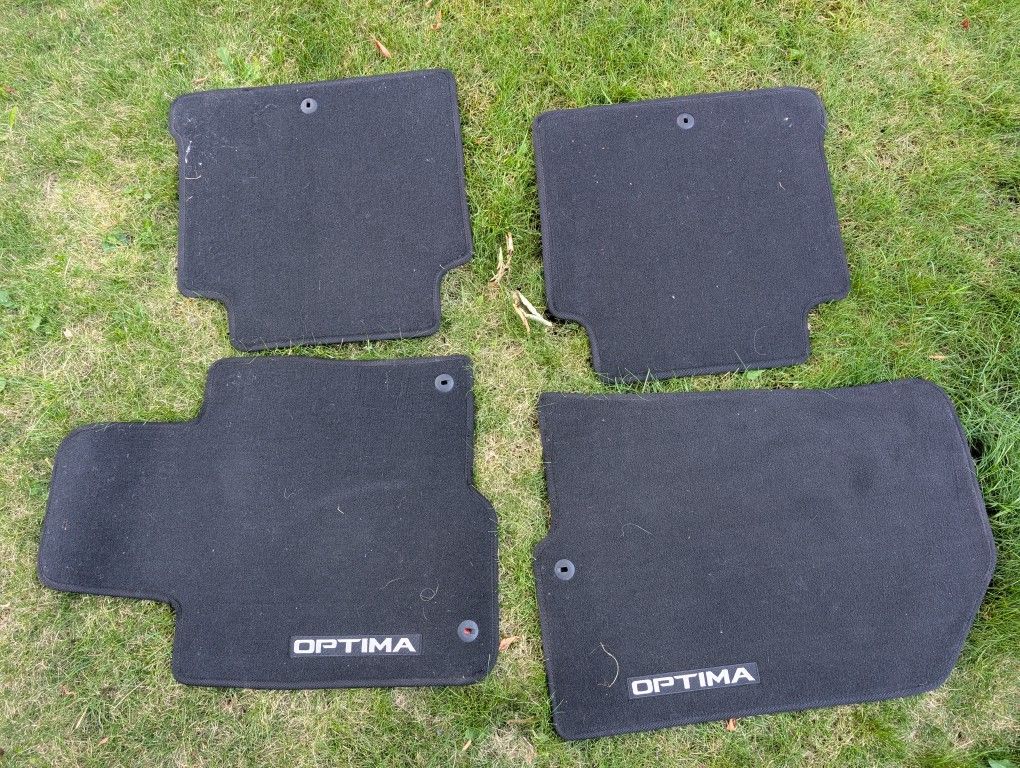 OEM Kia Optima Floor Mats
