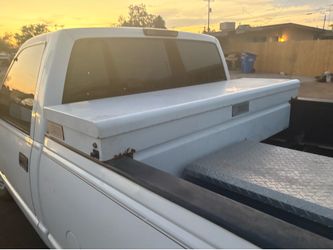 Tool box good condition
