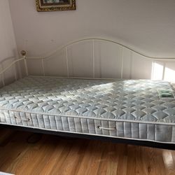 Twin Day Bed