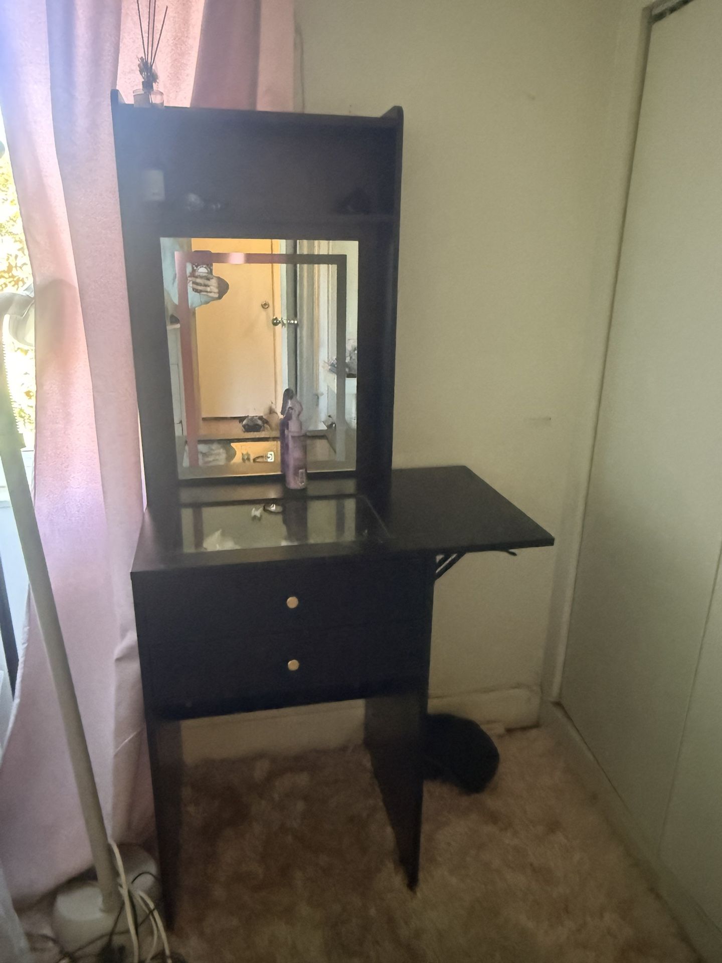 Makeup Vanity
