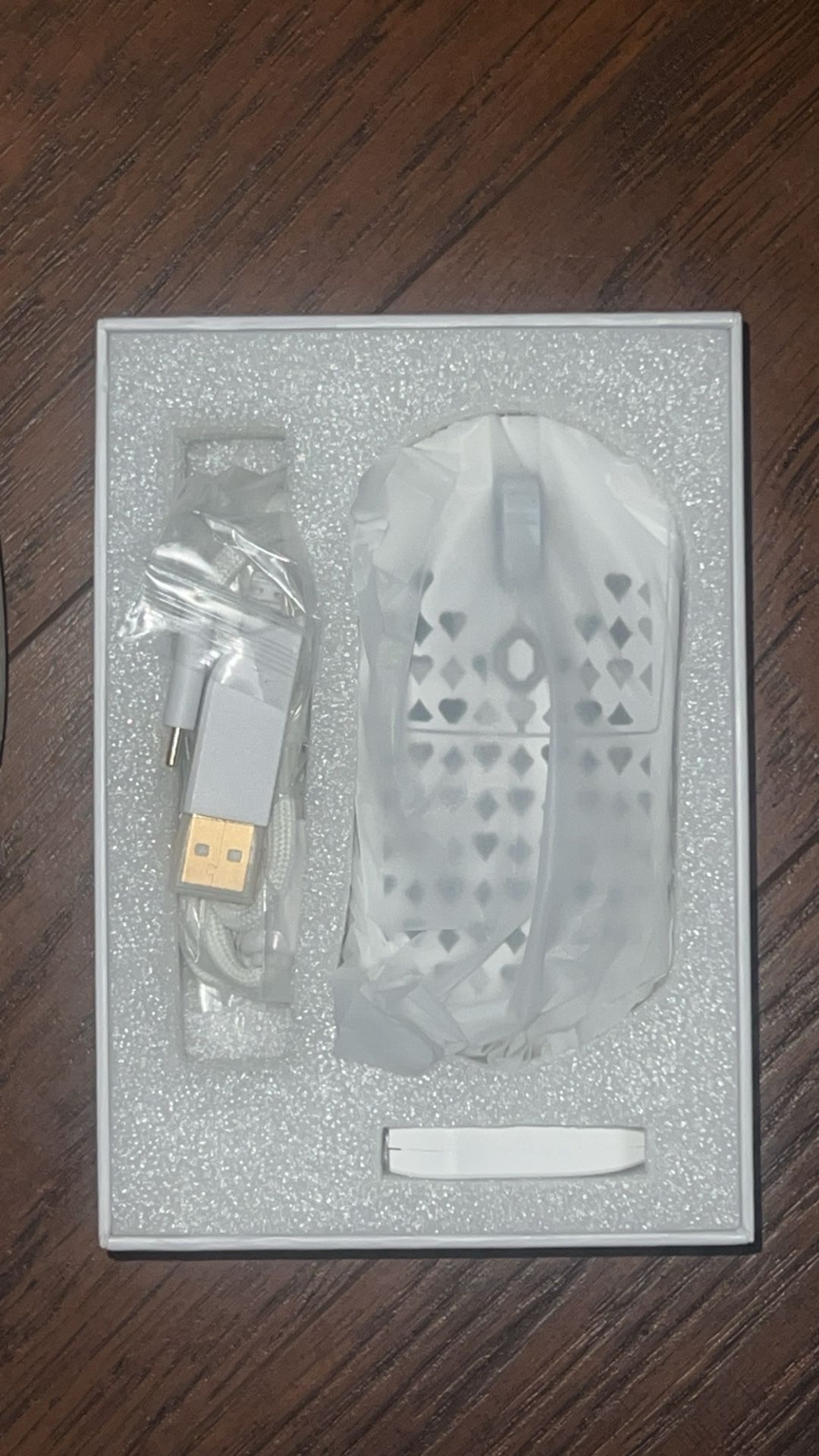 wireless gaming mouse