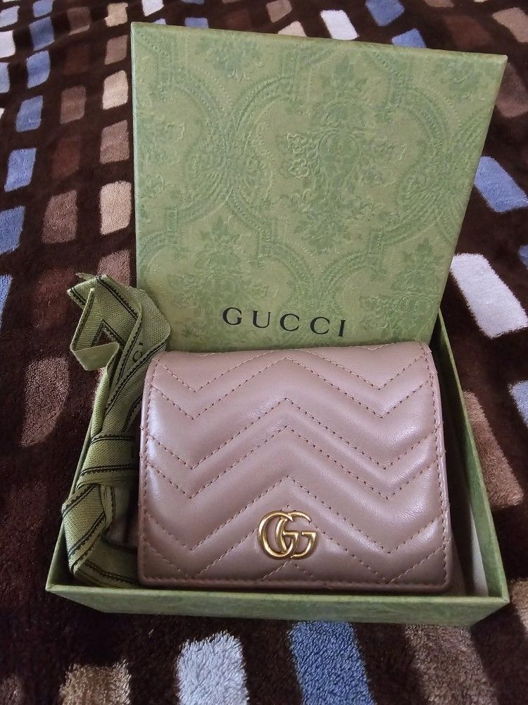 Authentic Gucci Marmont Card Case Wallet Pink Beige