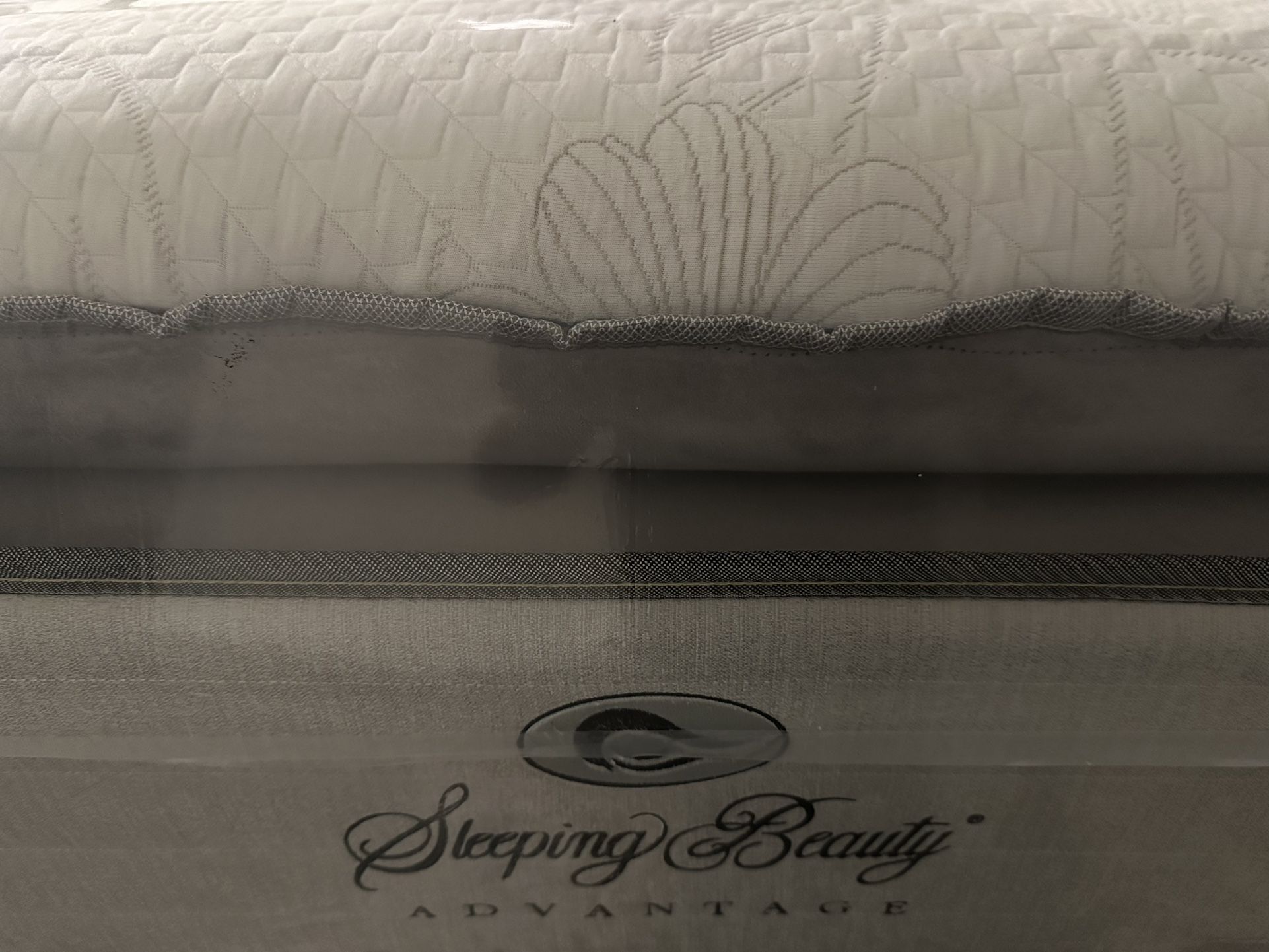 Queen Mattress And Boxspring