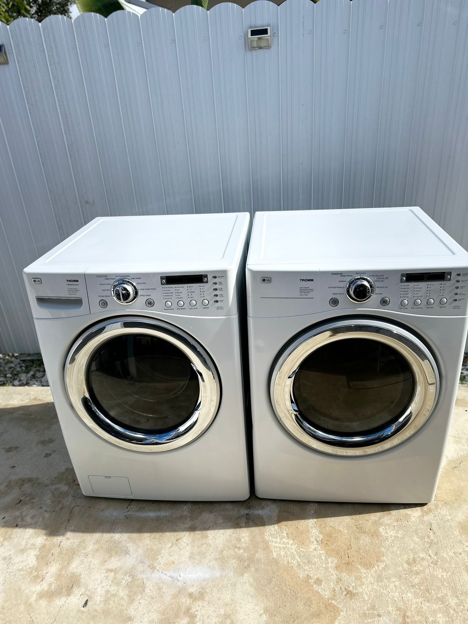 LG Washer and dryer 