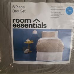 Room Essentials 6 Piece Bed Set  Size Twin. Pick up in Garland 75042 by appointment