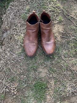 Sonoma Mens Dress Shoes Size 12 (Used But Still Useable)