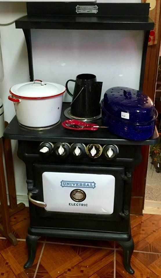 Vintage Universal Electric Stove for Sale in Ponchatoula, LA OfferUp