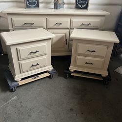 Dresser And Night Stands Made By Basset 