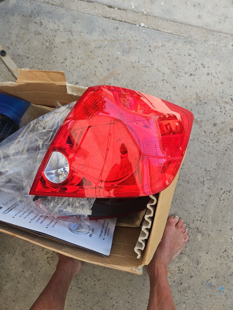 05 Scion Tail Lights