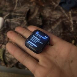 apple se2 watch 40mm