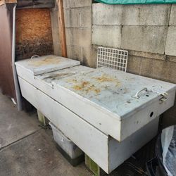 Truck Tool Box (AZUSA) 