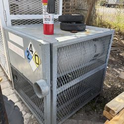 PROPANE CAGE 