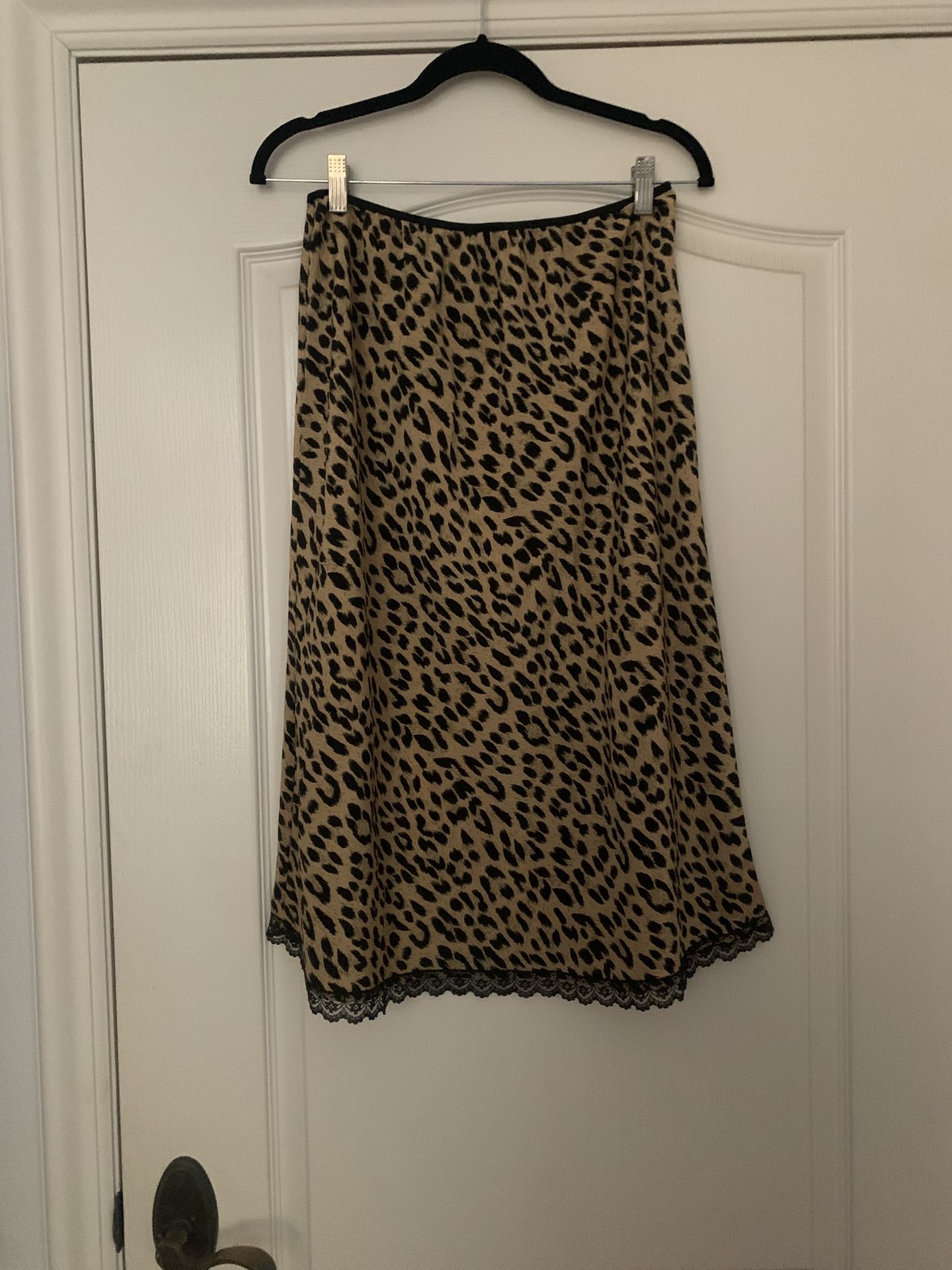 Leopard print skirt 