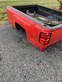 2016 Chevy long bed pickup bed