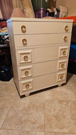 White American Martinsville wood dresser