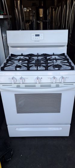 Frigidaire Gas Stove W/5 Burners
