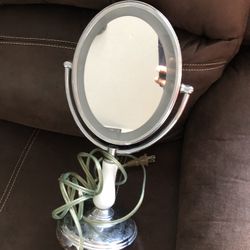 Professional lightning make up mirror