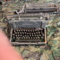 Underwood typewriter