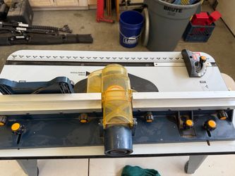 Ryobi Router Table with Fence