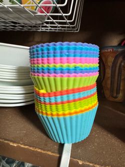 Reusable cupcake holders
