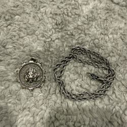 YSL Chain Pendant With 18 Inch GLD Chain