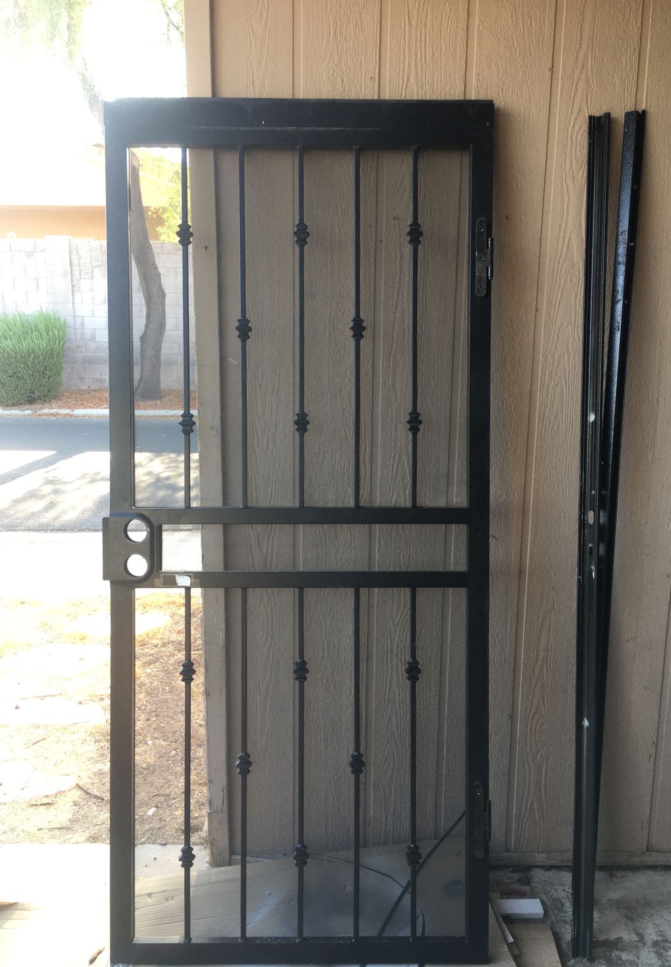 Security door with frame no flaws