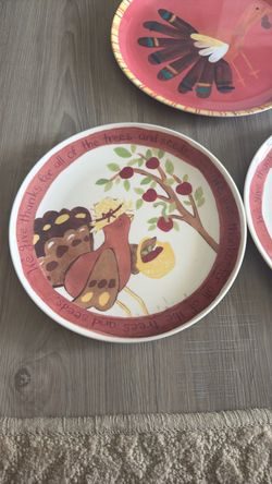Kids pottery barn Thanksgiving plates