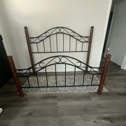 Queen Metal Scroll And Wood Bed