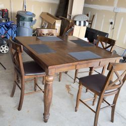 Table Counter Height And 4 Chairs - Delivery Available / Entrega Disponible 