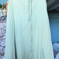 HERMOSO VESTIDO VERDE MENTA PARTHEA  XS’ 