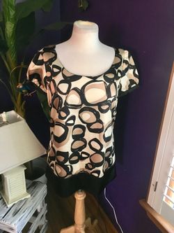 Women’s blouse size small