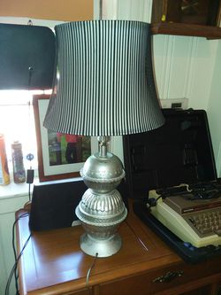 2 beautifull vintage lamp excelent condition