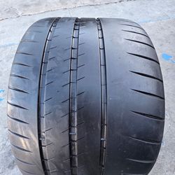 1 USED TIRE MICHELIN PILOT SPORT CUP 2 305/30/19