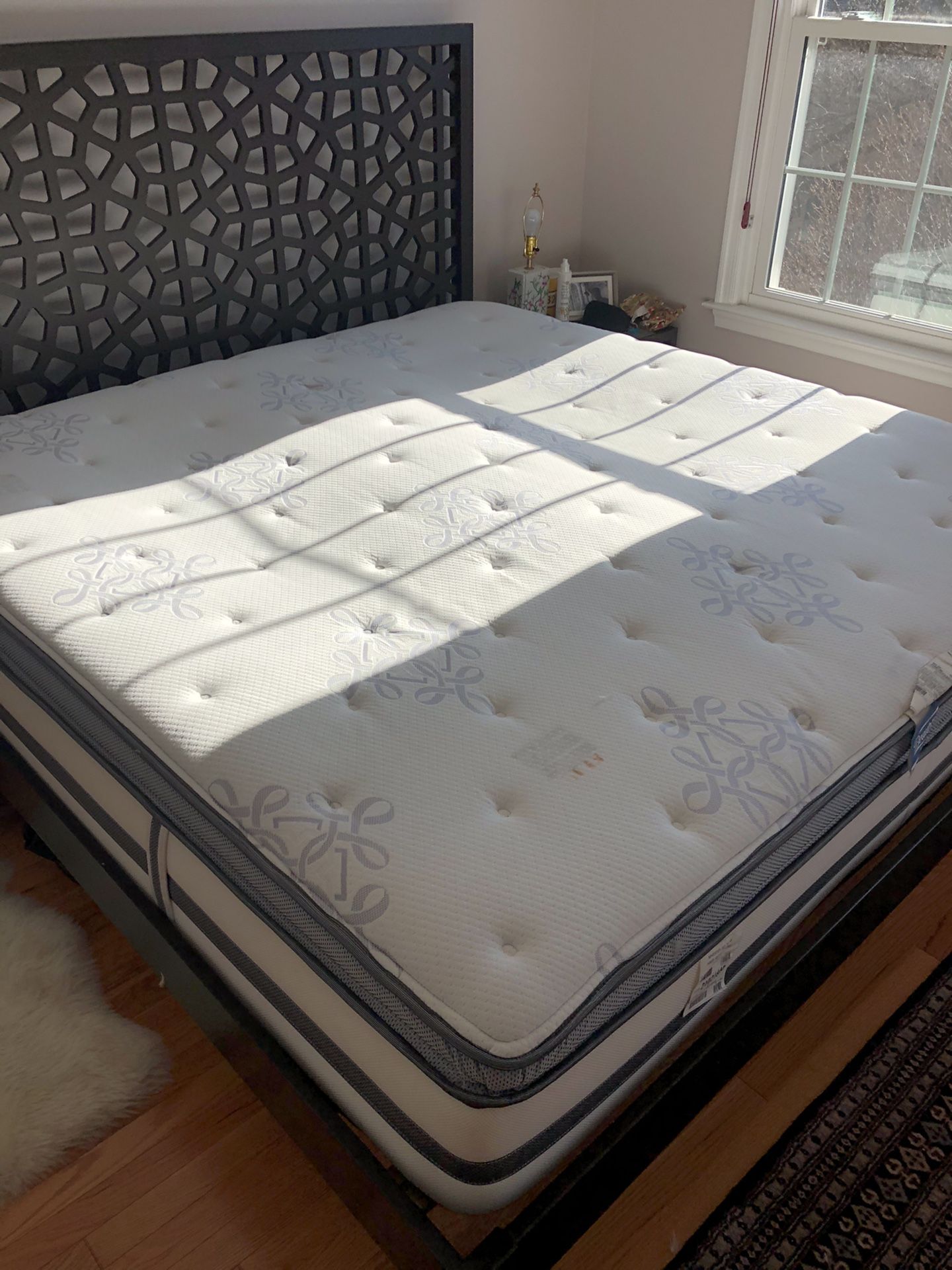 Mattress king size