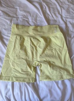 Dfyne Yellow gym shorts