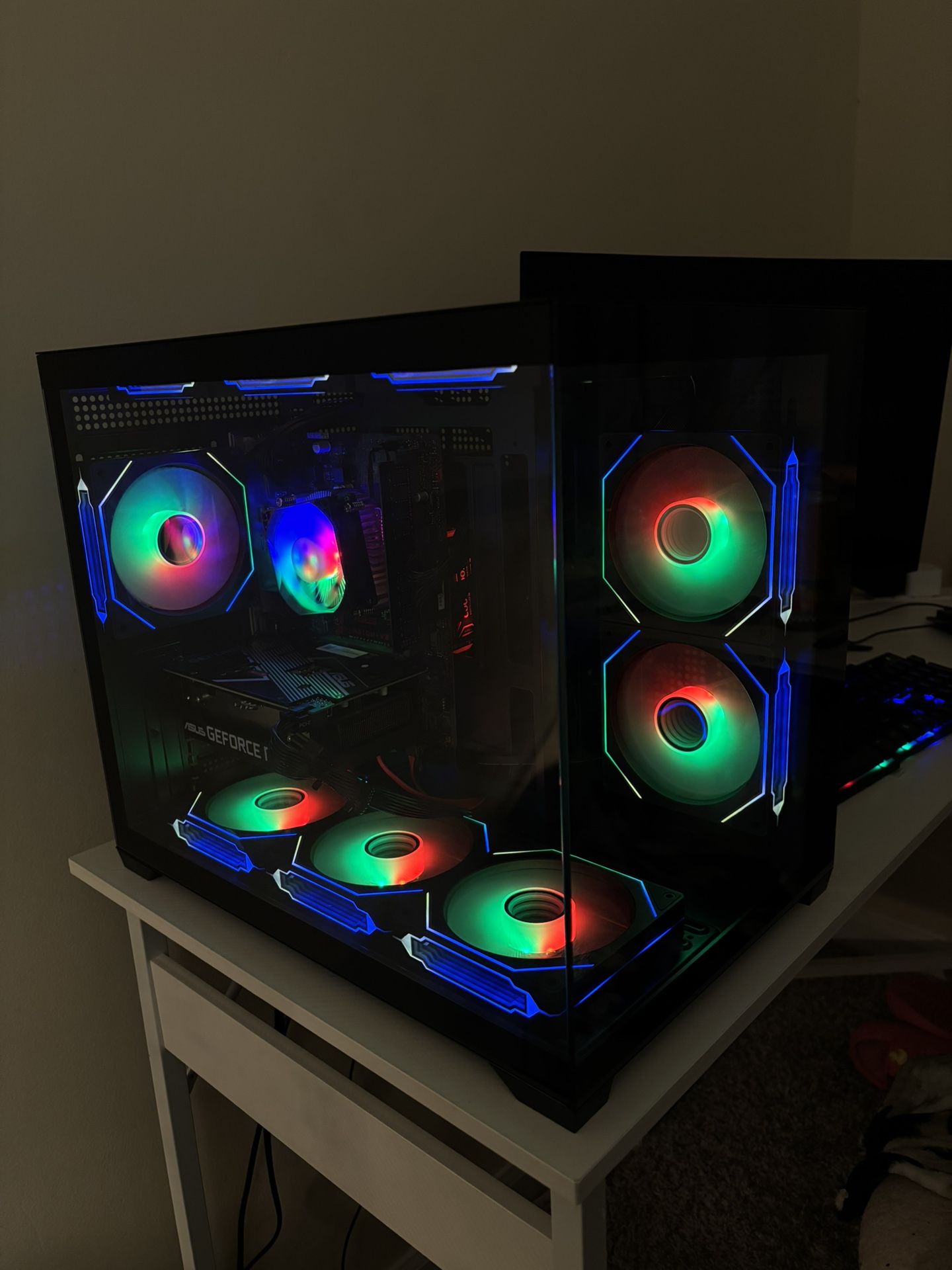 HIGH END ARGB GAMING PC ***NEW CONDITION***