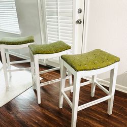 Saddle stools ( set of 3) white and green