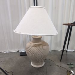Cream Swirl Textured Table Lamp