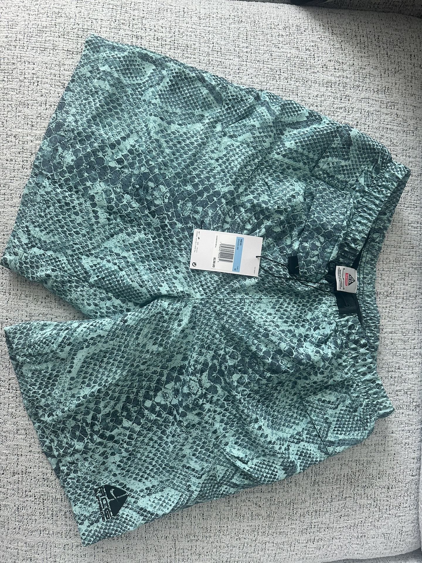 Supreme Nike ACG Nylon Trail Short