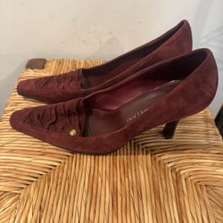 ANTONIO MELANI Maroon Suede Heels Size 8