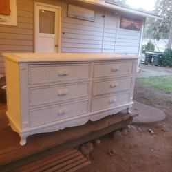 White 6 Drawer 