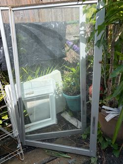 Aluminum sliding window
