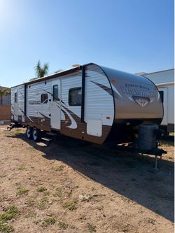 FOR SALE: 2017 Forest River Wildwood T27TDSS Travel Trailer