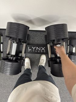 Adjustable Dumbbells (Pair) – 5 to 80 lbs 