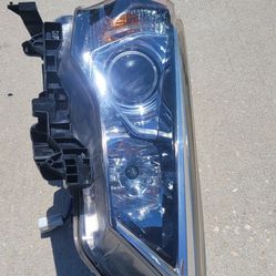 Toyota 4Runner headlight