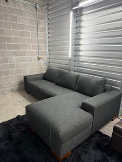 🔥 MELROSE 2-Piece Sectional Sofa – HUGE DEAL 🔥