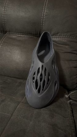 Yeezy Foam RNNR
